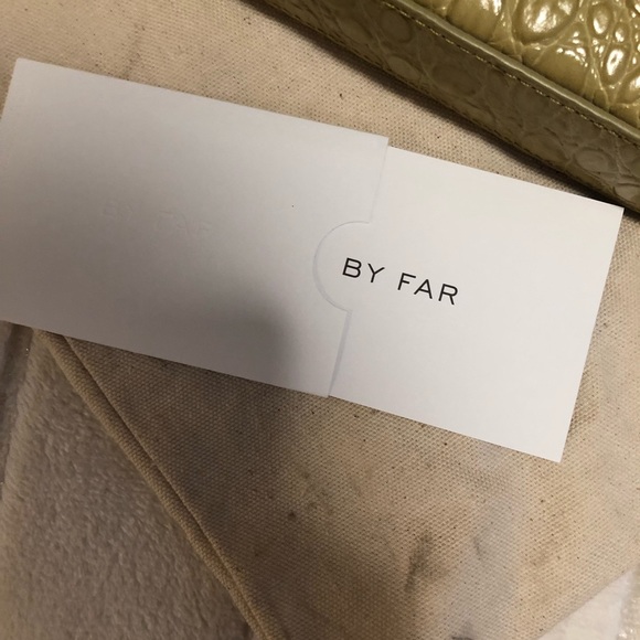 NWOT BY FAR Manu shoulder bag - olive - Picture 6 of 15